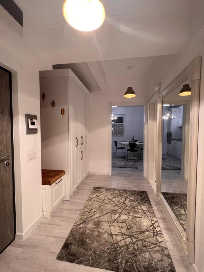 Apartament Larysse Oradea Buitenkant foto